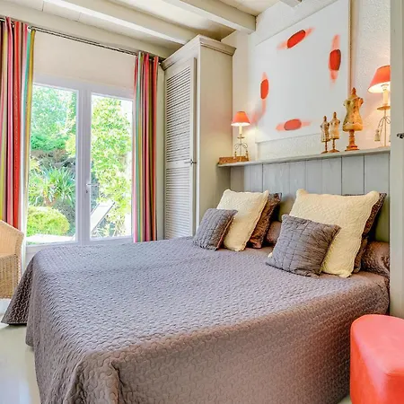 Lovely In Sainte-marie-de-re Holiday home